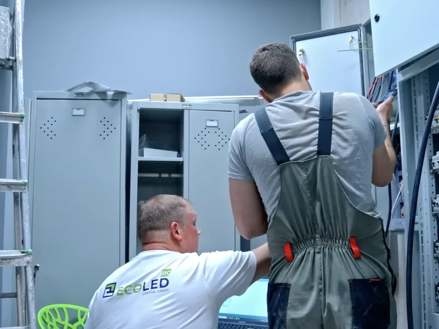 Шкаф управления освещением ECOLED-BIO Smart и пусконаладка на объекте
