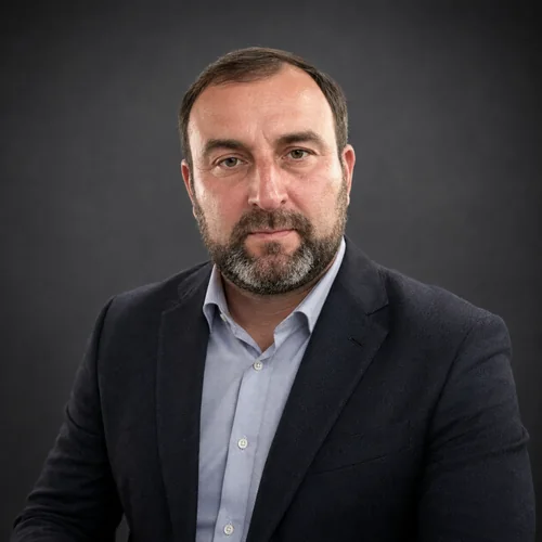 Владимир Лазуков